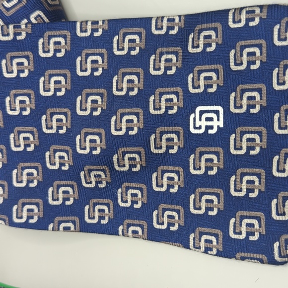 SAN DIEGO PADRES SD LOGO Blue Neck Tie 100% Silk Ralph Marlin Made in USA - Picture 4 of 4